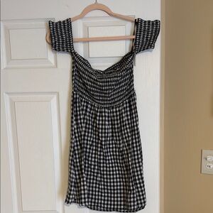 Black and White Mini Sundress with Ruffled Puff Sleeves and Ruched Bodice